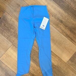 Lululemon Athletica Women's Blue Leggings